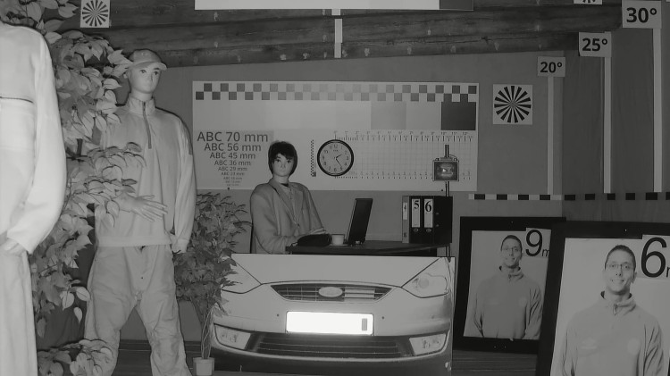 KAMERA AHD, HD-CVI, HD-TVI, PAL HAC-HFW2241TU-Z-A-27135-S2-DIP - 1080p 2.7... 13.5mm - MOTOZOOM DAHUA-1361437