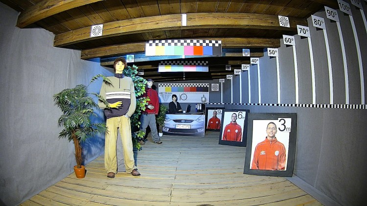 KAMERA WANDALOODPORNA IP IPC-HDBW2241R-ZAS-27135 - 1080p, 2.7... 13.5mm - MOTOZOOM DAHUA-1445572