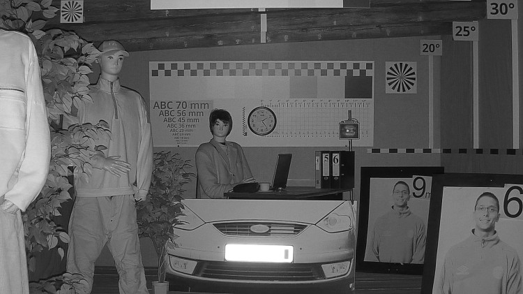 KAMERA WANDALOODPORNA IP IPC-HDW5241T-ZE-27135 - 1080p 2.7... 13.5mm - MOTOZOOM DAHUA-1331489