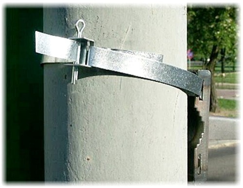 UCHWYT OBUDOWY NA SŁUP BRP-20W-1354051