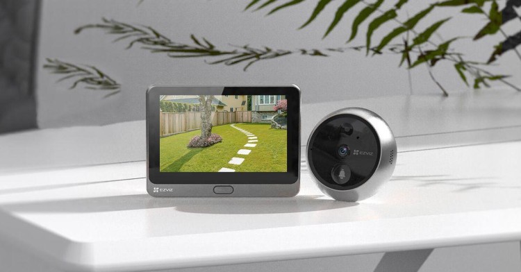 Kamera IP EZVIZ Wizjer DP2C z kartą 32GB-1698690