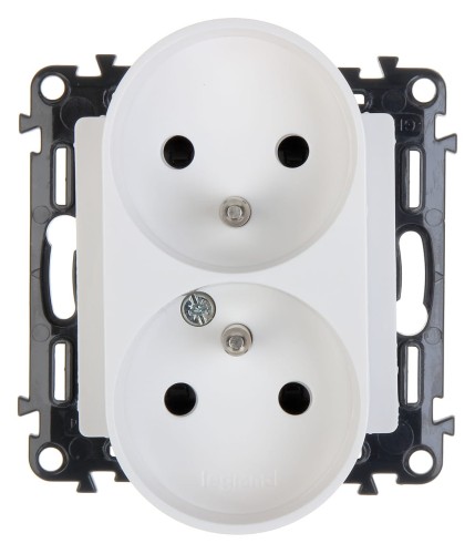 GNIAZDO PODWÓJNE LE-753190 Valena Life 230V 16A LEGRAND-1347012