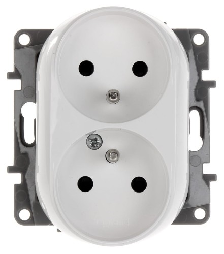 GNIAZDO PODWÓJNE LE-764542 Niloe 230V 16A LEGRAND-1347041