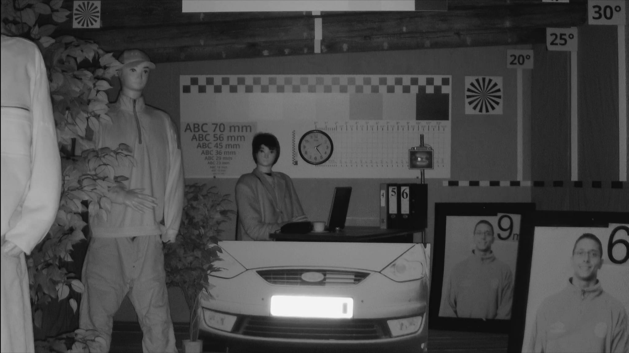 KAMERA WANDALOODPORNA AHD, HD-CVI, HD-TVI, PAL HAC-HDBW1500R-Z-2712-S2 - 5Mpx 2.7... 12mm - MOTOZOOM DAHUA-1328352