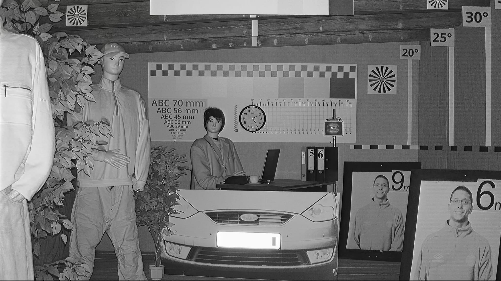 KAMERA AHD, HD-CVI, HD-TVI, PAL HAC-HDW1801T-Z-A-27135-S2 - 8.3Mpx 2.7... 13.5mm - MOTOZOOM DAHUA-1517220