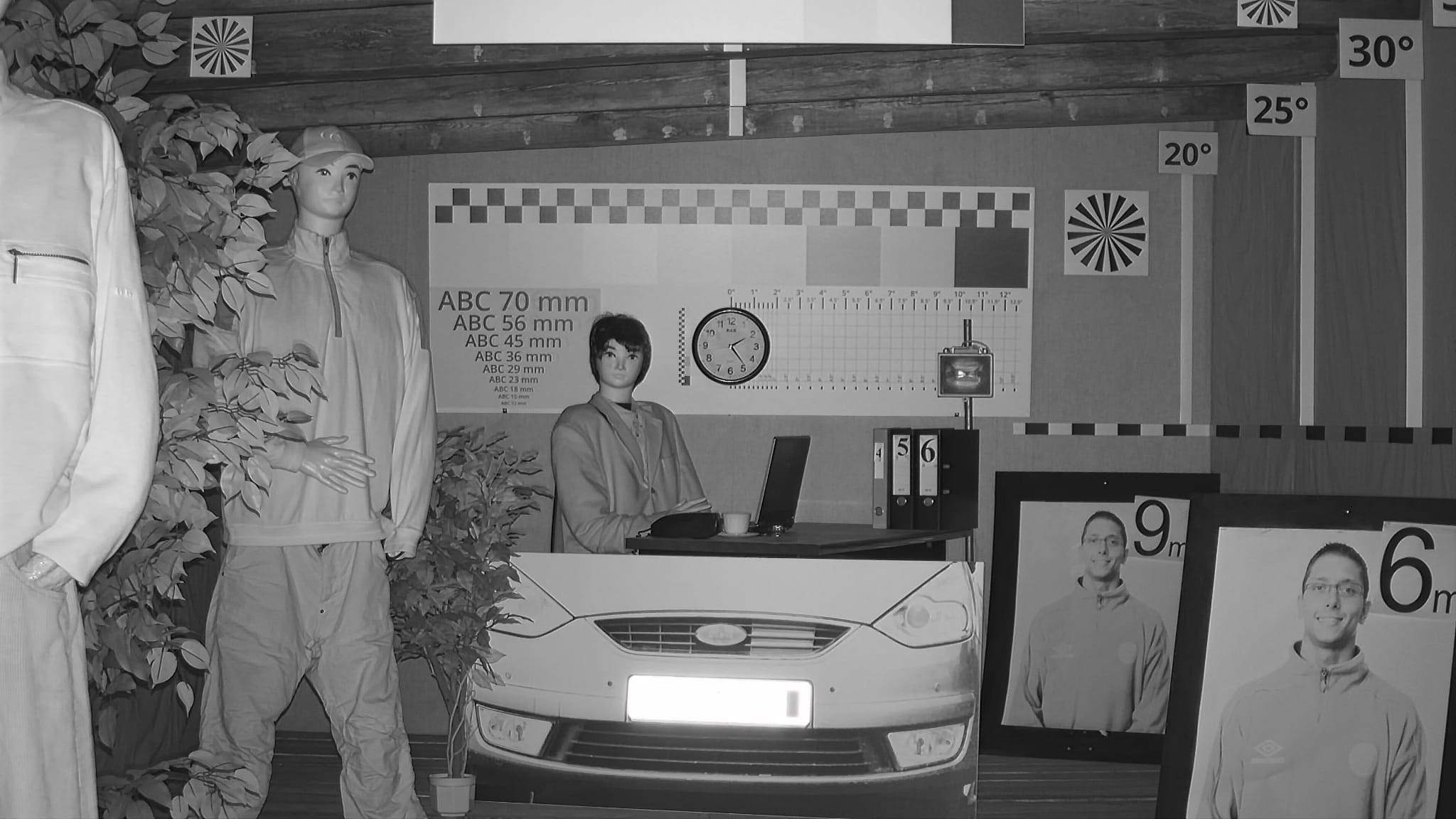 KAMERA AHD, HD-CVI, HD-TVI, PAL HAC-HDW1801T-Z-A-27135-S2 - 8.3Mpx 2.7... 13.5mm - MOTOZOOM DAHUA-1517214