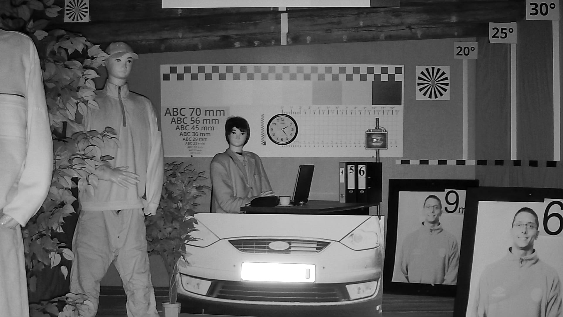 KAMERA WANDALOODPORNA IP IPC-HDBW2241R-ZAS-27135 - 1080p, 2.7... 13.5mm - MOTOZOOM DAHUA-1445575