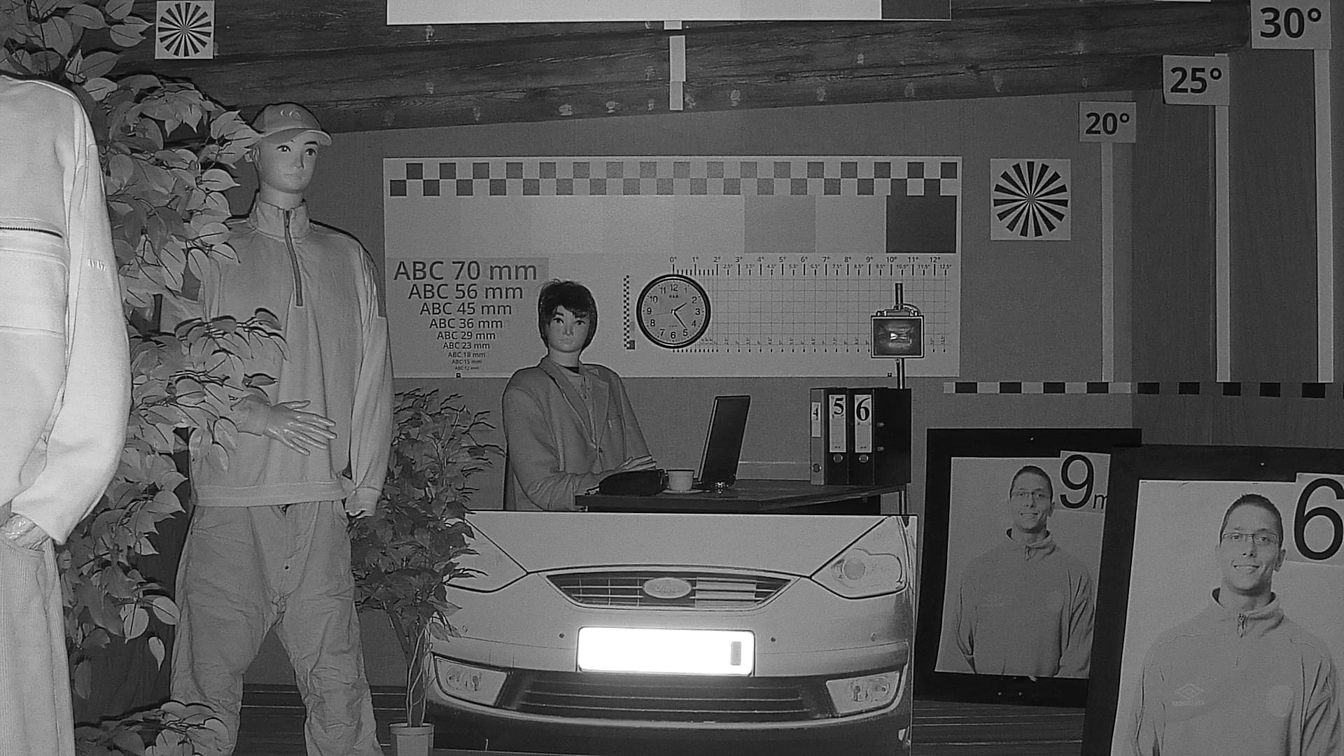 KAMERA WANDALOODPORNA IP IPC-HDW5241T-ZE-27135 - 1080p 2.7... 13.5mm - MOTOZOOM DAHUA-1331489