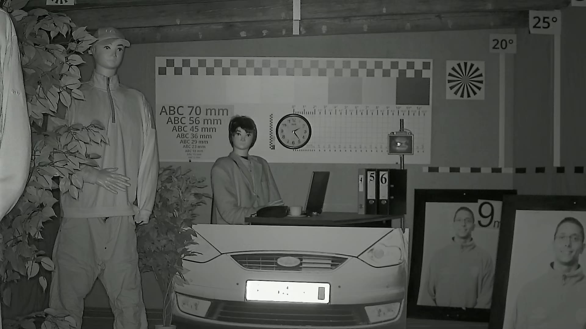 KAMERA AHD, HD-CVI, HD-TVI, PAL HAC-HFW1200R-Z-A-2712-S6 - 1080p 2.7... 12mm - MOTOZOOM DAHUA-1612369