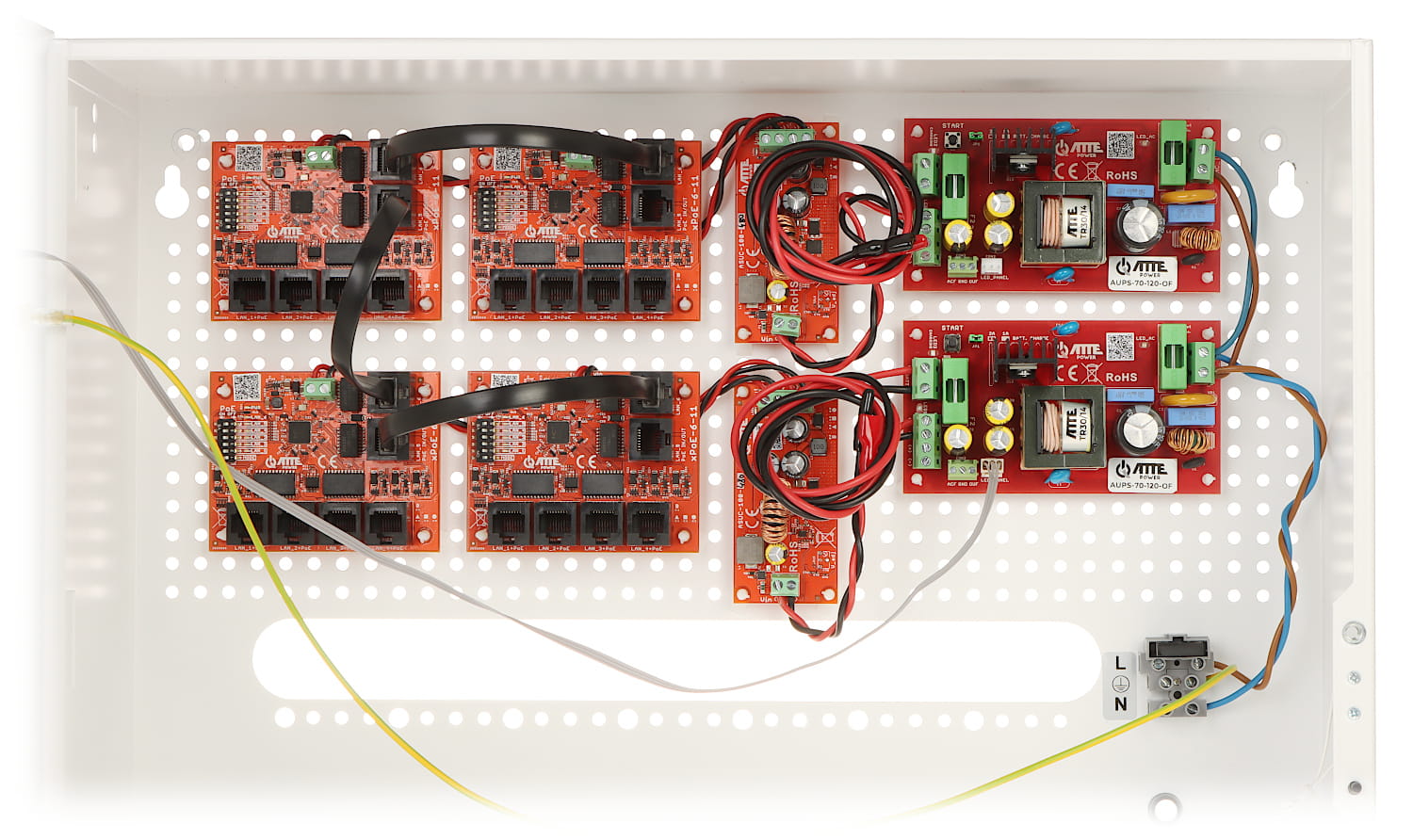 SWITCH POE Z ZASILACZEM BUFOROWYM IPUPS-17-11-H 17-PORTOWY ATTE-1469417