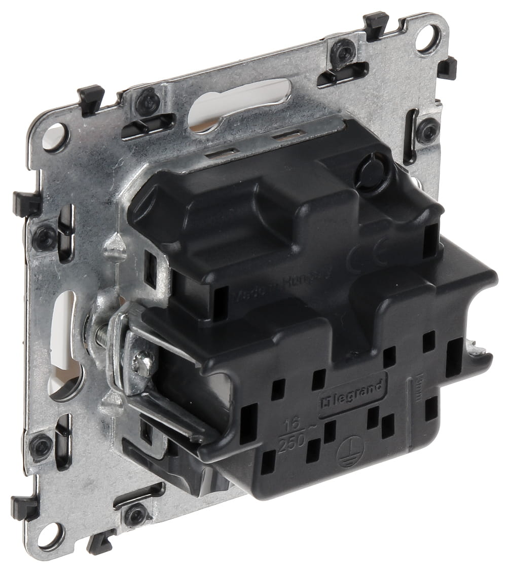 GNIAZDO POJEDYNCZE LE-753180 Valena Life 230V 16A LEGRAND-1347048