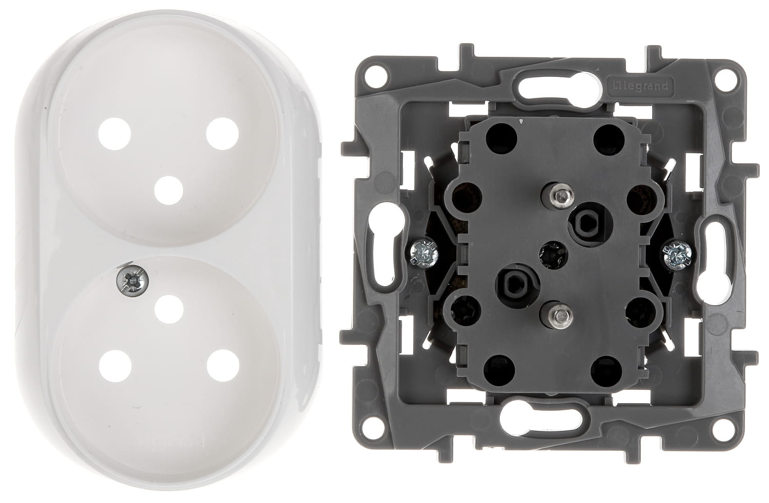 GNIAZDO PODWÓJNE LE-764542 Niloe 230V 16A LEGRAND-1347042