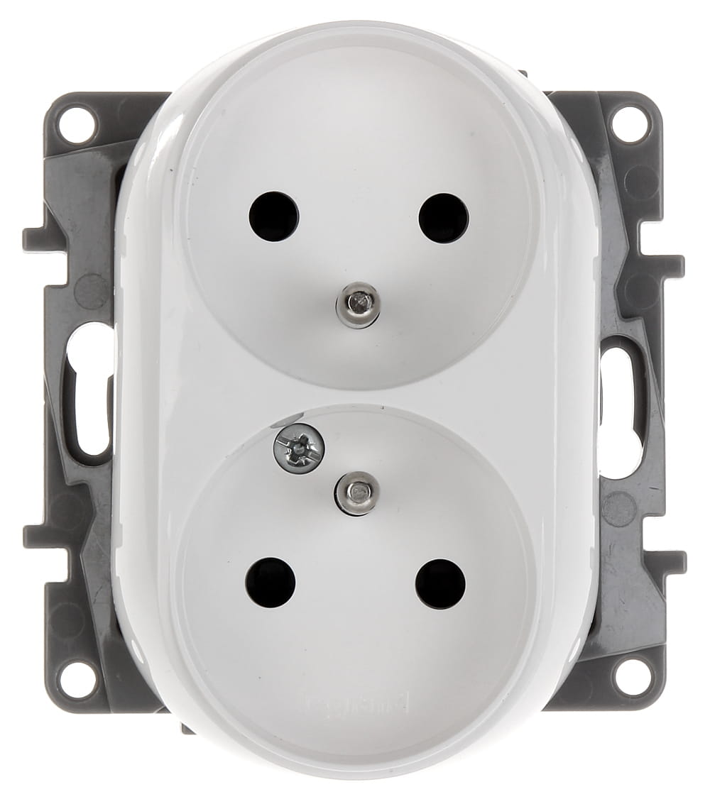 GNIAZDO PODWÓJNE LE-764542 Niloe 230V 16A LEGRAND-1347041